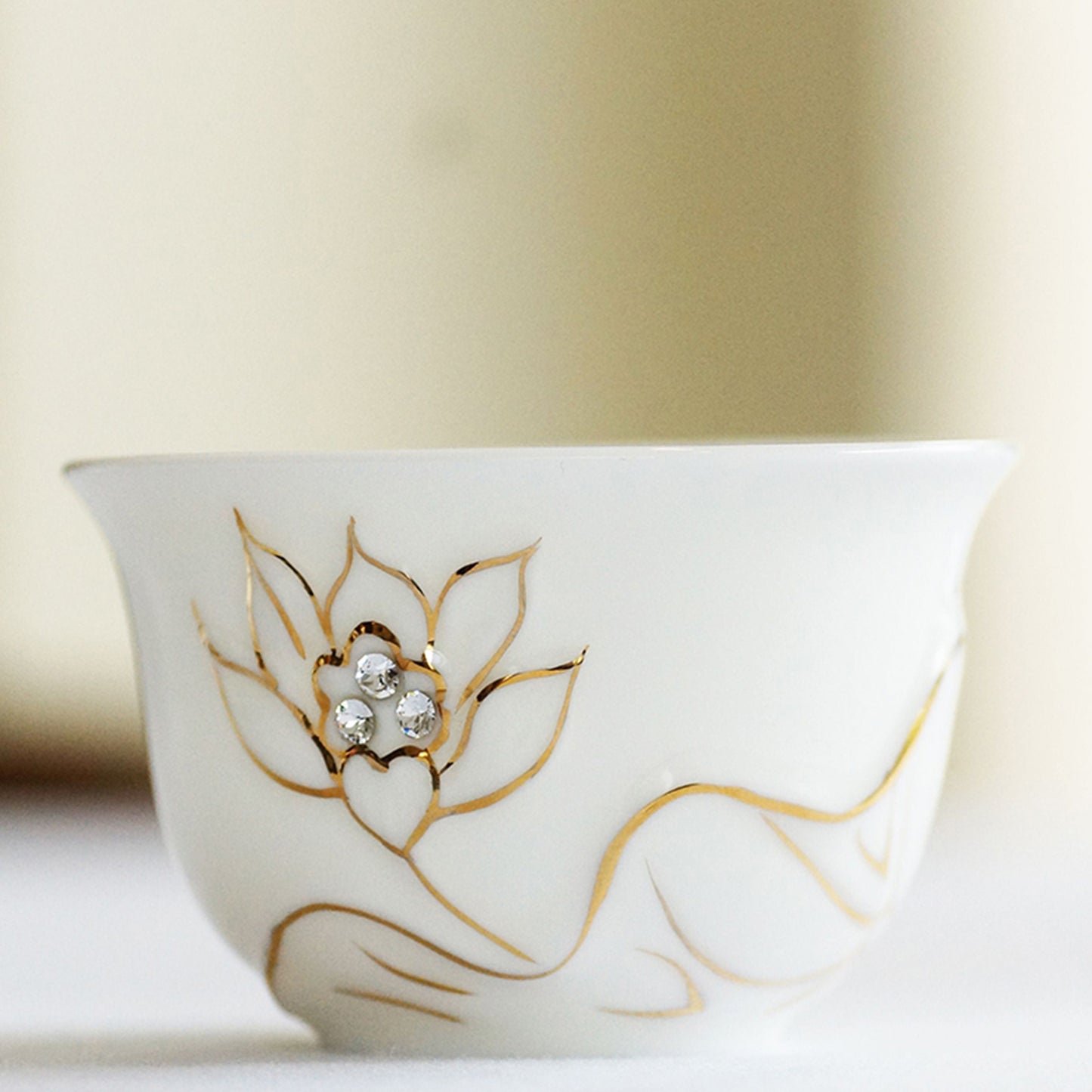 Ceramic Crystal Tea Pot and Cups Set with Elegant Lotus Pattern