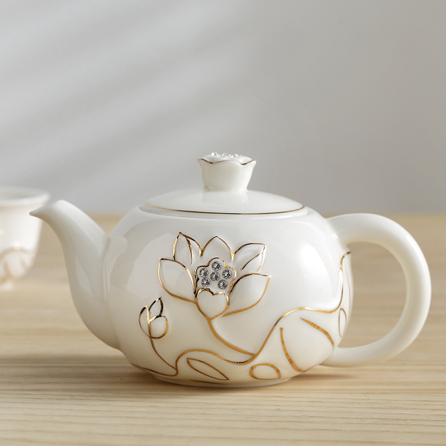 Ceramic Crystal Tea Pot and Cups Set with Elegant Lotus Pattern