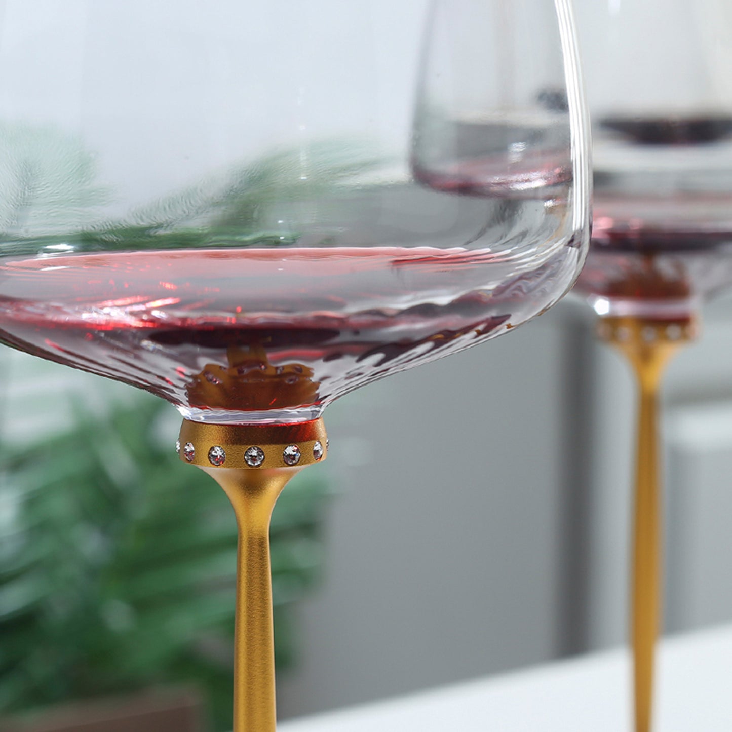 Sense Moment Wine Glass , Spinning Design