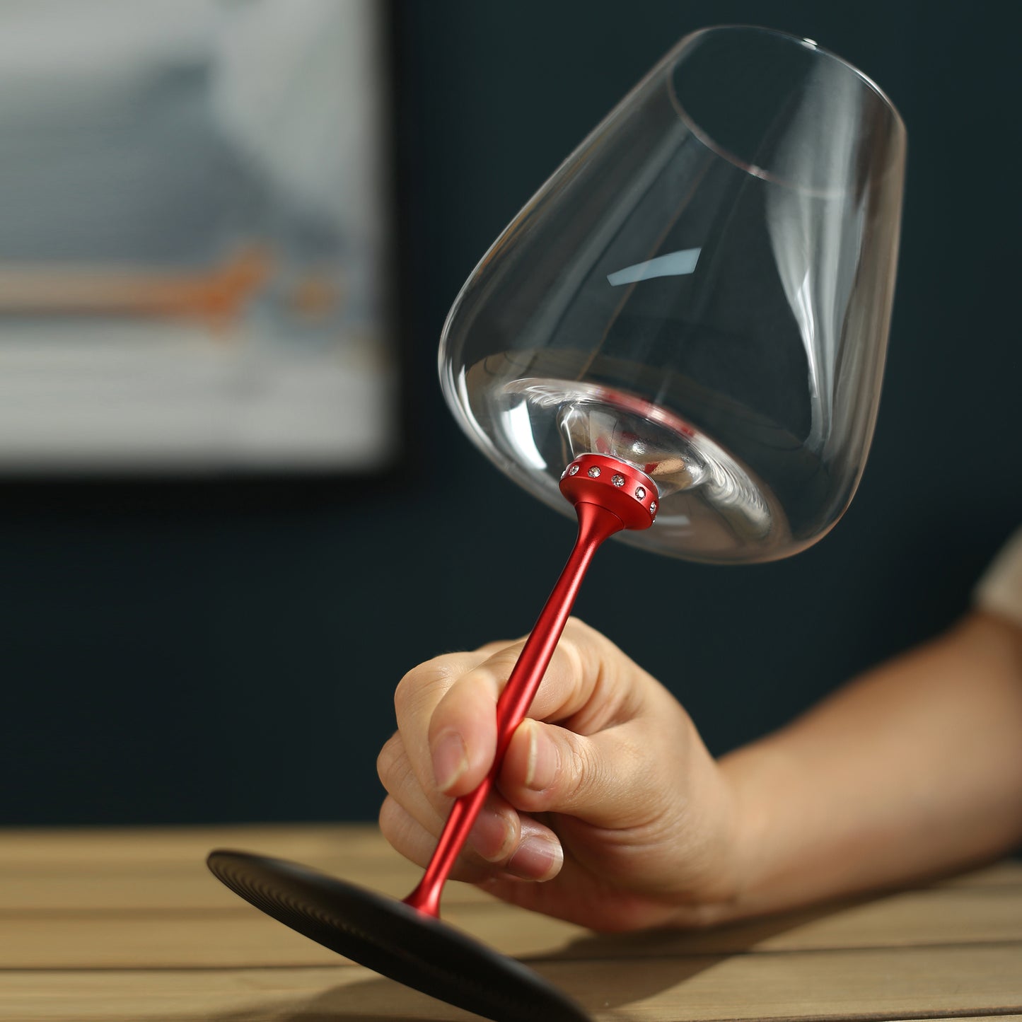 2 Detachable Goblets , Dancing Wine Glasses