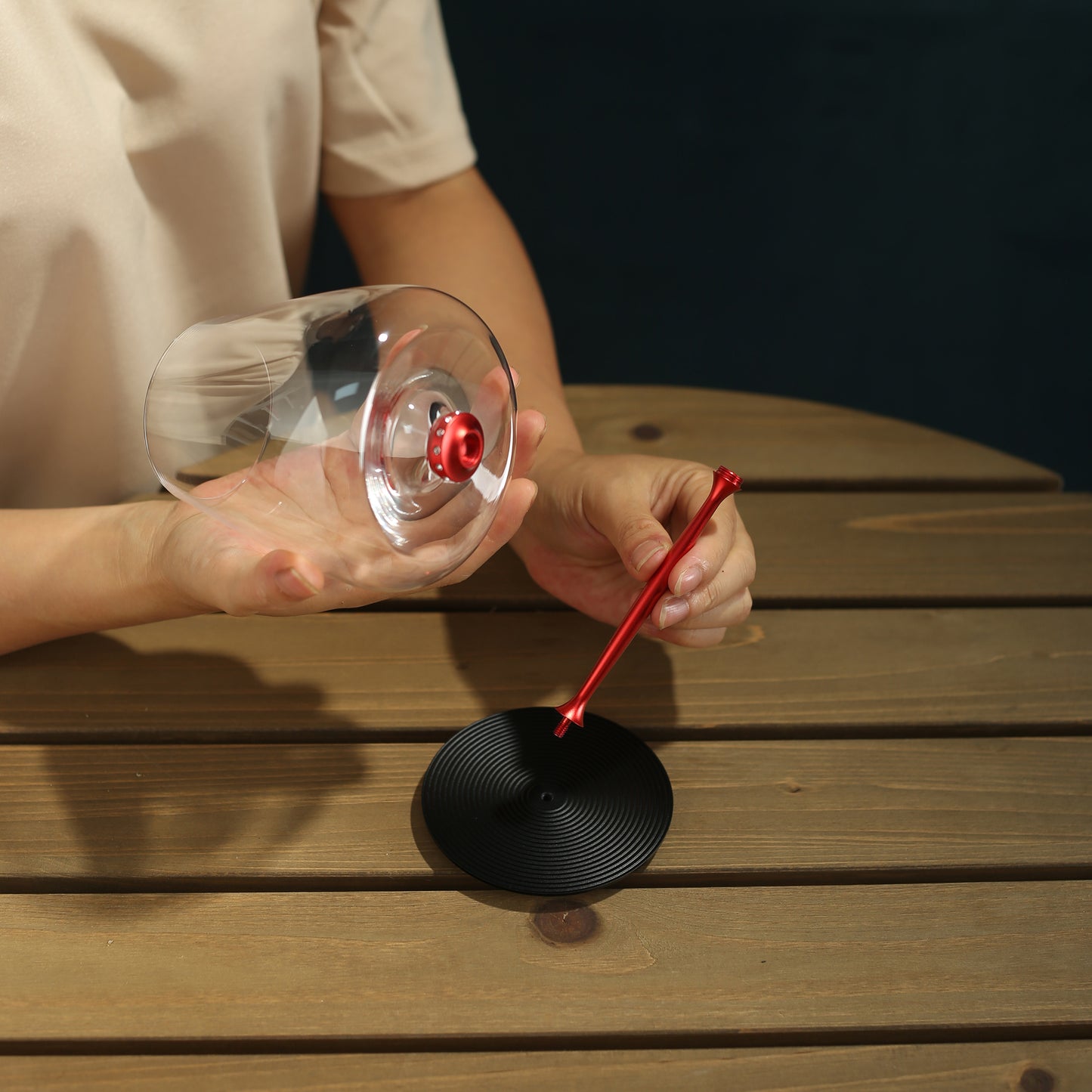 2 Detachable Goblets , Dancing Wine Glasses