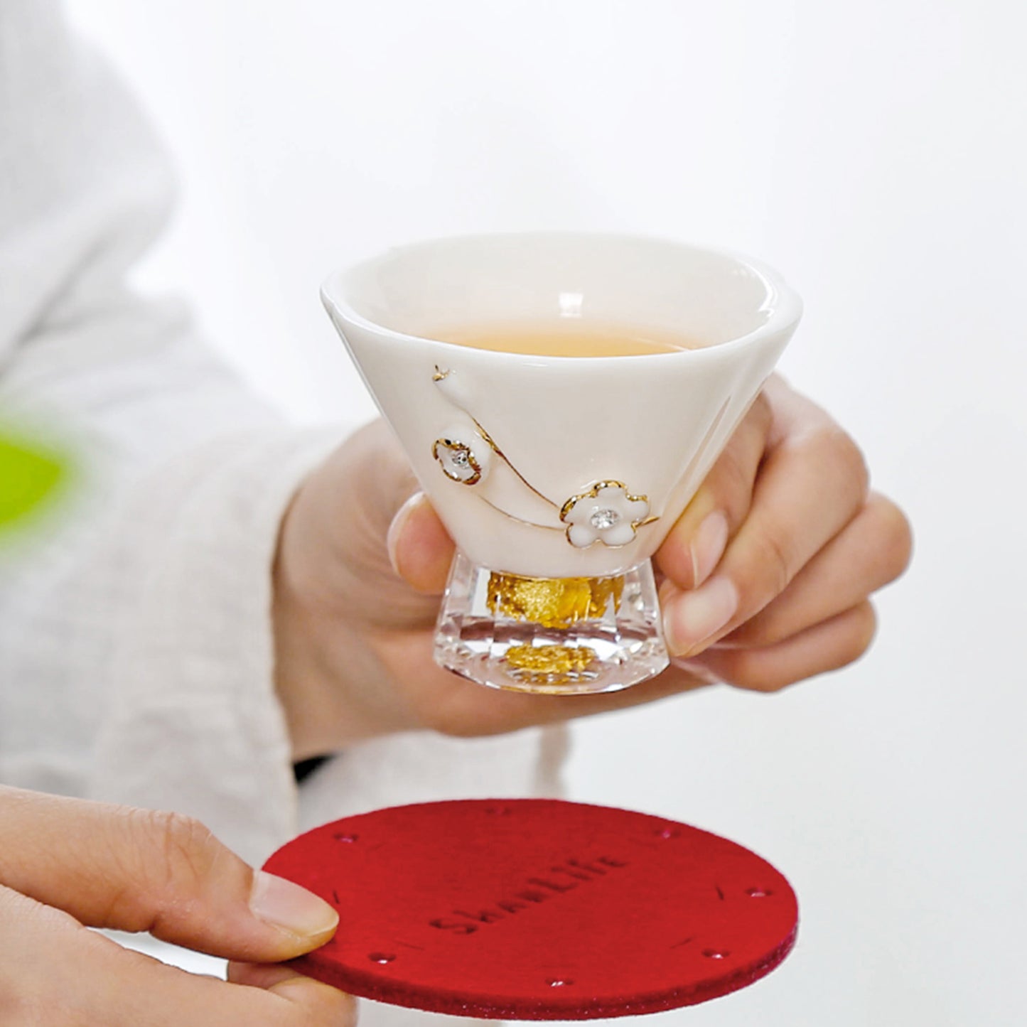 Golden Elegance Cover Bowl and Tea Cups Set