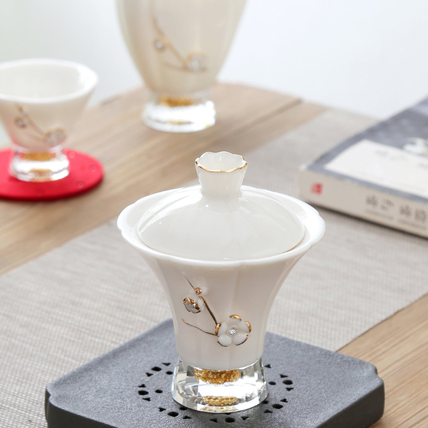 Golden Elegance Cover Bowl and Tea Cups Set
